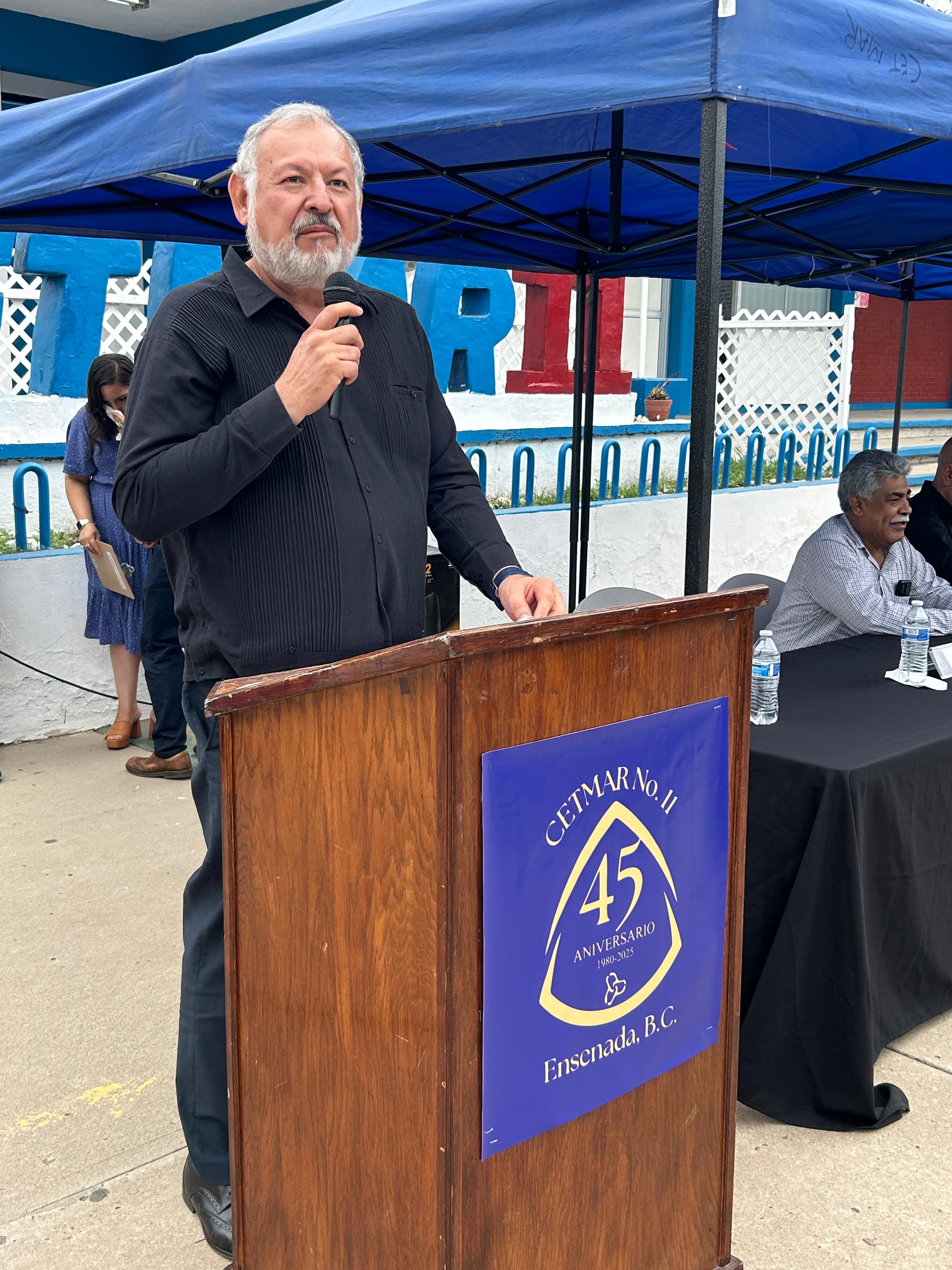 Descripción de la imagen 4